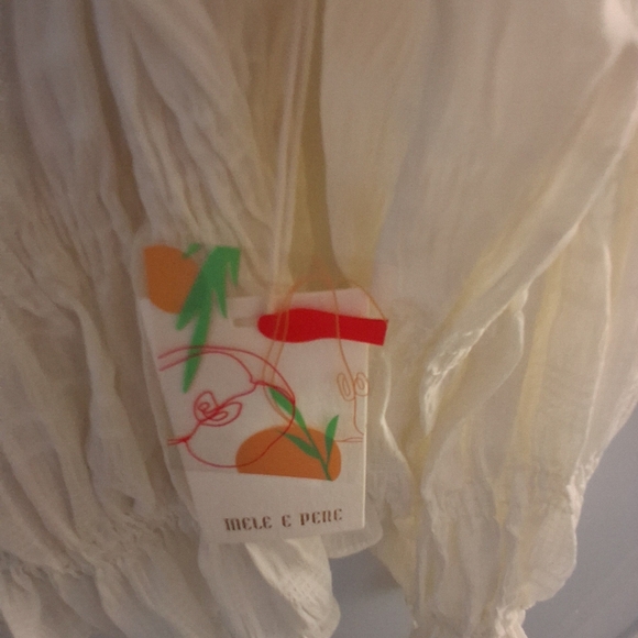 Cream Ruffled Blouse - Picture 4 of 5